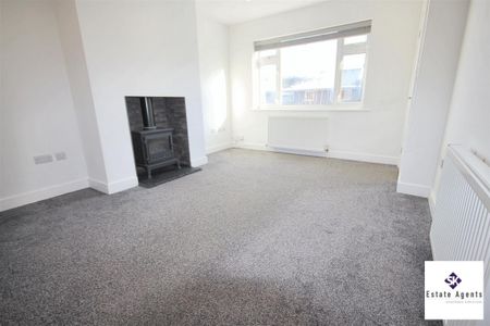 2 Bedroom House - Semi-Detached To Let - Photo 5