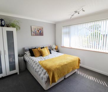 2 bedroom detached bungalow to rent - Photo 1