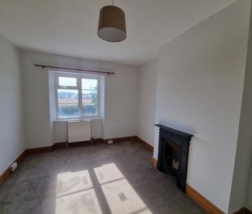 4 bedroom detached house to rent - Photo 3