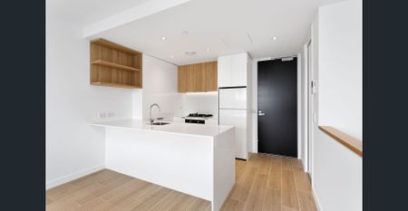 Superior 2 Bedroom Townhouse Style Apartment - Photo 4