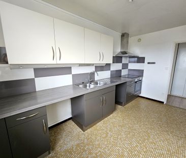 Location Appartement 4 pièces 77m² COMPIEGNE 60200 - Photo 4