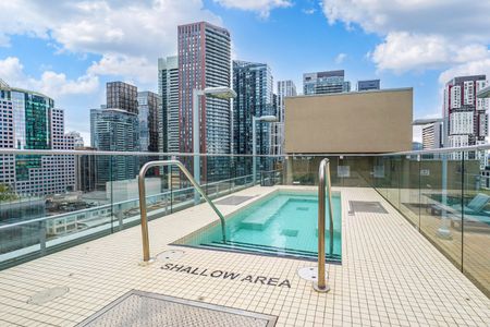 For Lease - 21 Nelson Street Unit# 1015, Toronto, Ontario - Photo 3