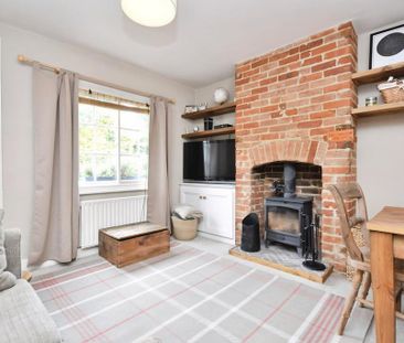 2 bedroom semi-detached house to rent - Photo 3