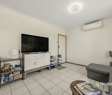4/21 Beamish Street, Werribee VIC, Belconnen - Photo 2