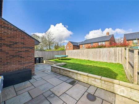 4 bedroom detached house to rent - Photo 2