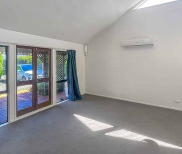 PETONE LIVING - Photo 4