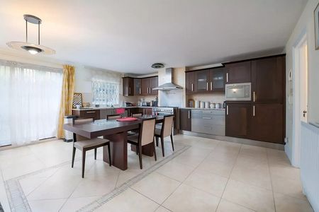 2 Bed Terraced House, Victoria Rise, NW6 - Photo 5