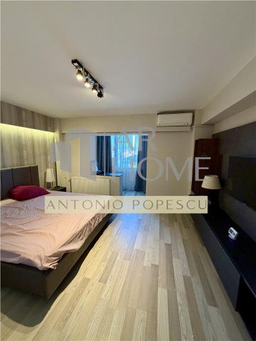 Apartament 3 camere, centrala proprie, Ploiesti, zona centrala - Photo 4