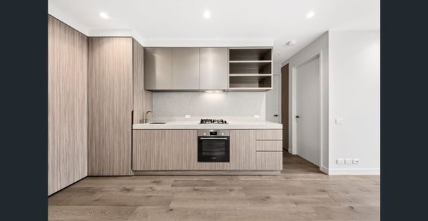 Two Bedroom Apartment with sea View ! - Photo 1