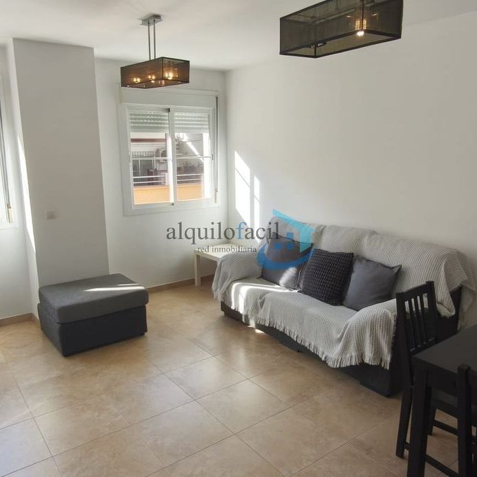 Alquiler de piso en Calle Sebastián de Eslava s/n - Photo 1