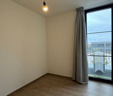Stijlvol en energiezuinig nieuwbouwappartement met 2 slaapkamers te... - Photo 2