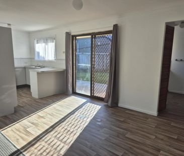 CABOOLTURE - HOMELY & LOCATION - Photo 3