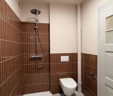 2 Zimmer, 47 m², 3. Stock - Photo 2