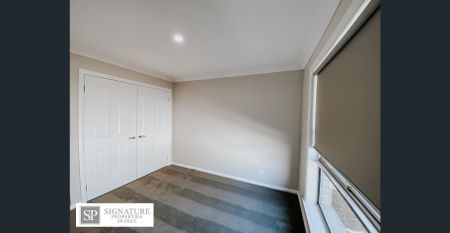 Near New Executive Style Home - Photo 5