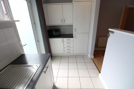 2 bedroom apartment to rent - Photo 5