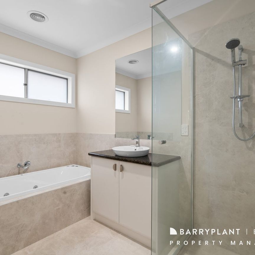 Modern Newly Renovated Home - Photo 1