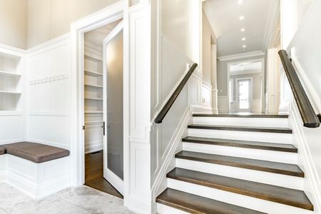 For Lease - 12 Kenrae Road, Toronto, Ontario - Photo 4