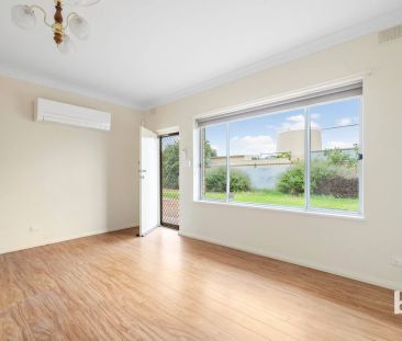 Modern & Spacious 2-Bedroom Unit in a Highly Convenient Location - Photo 2