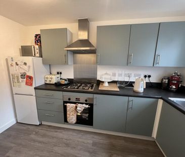 2 bedroom terraced house to rent - Photo 3