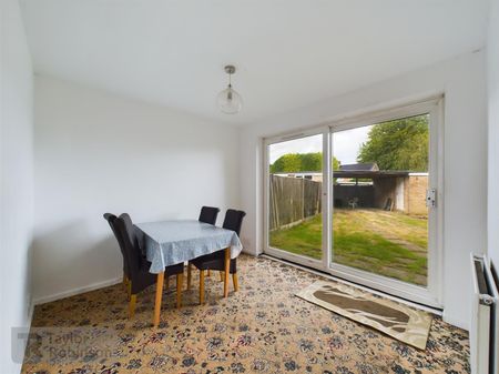 Weald Drive, Furnace Green, Crawley - Photo 4