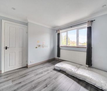 2 bedroom end of terrace house to rent - Photo 6