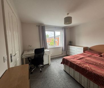 Room in a Shared House, Shakespeare Walk, M13 - Photo 4