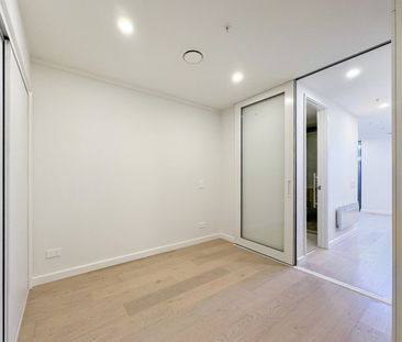 Welcome to apartment 411 in Hyde Lane. - Photo 1