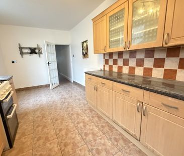 Craven Road - Photo 1