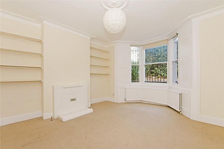 4 bedroom in Islington - Photo 4