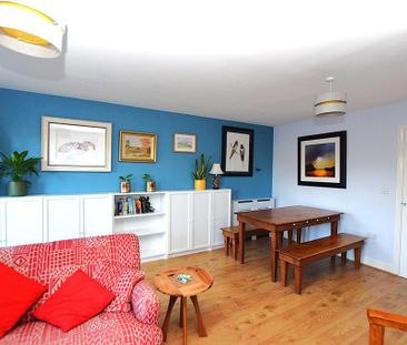 2 bedroom terraced house to rent - Photo 3