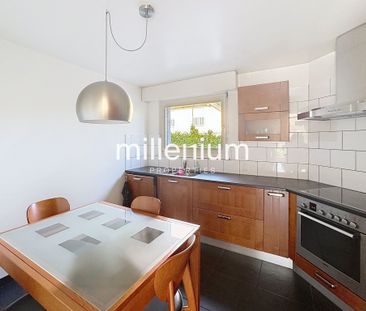 Villa mitoyenne avec piscine au cœur de Plan-les-Ouates - Photo 1