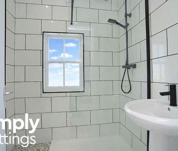 2 bedroom maisonette to rent - Photo 5