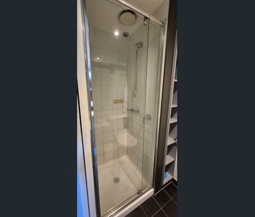 ???? Carlton Central Studio Apartment | Steps to UniMelb & CBD | $3... - Photo 3