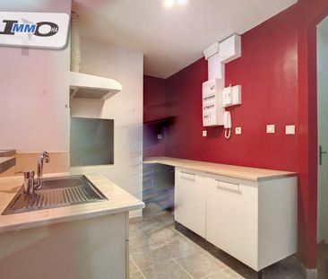 Location Appartement 3 pièces 60m² PONT DU CHATEAU 63430 - Photo 3