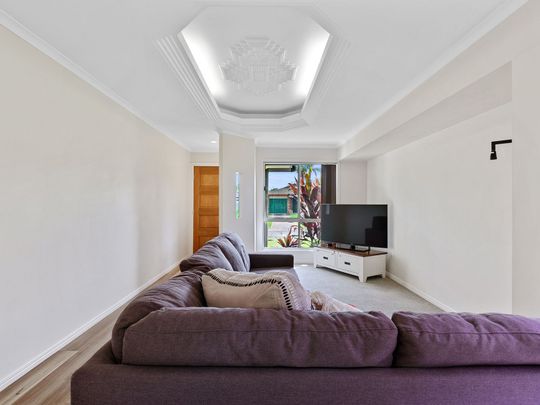 Location, Lifestyle & Liveability in the Heart of Sippy Downs - Photo 1