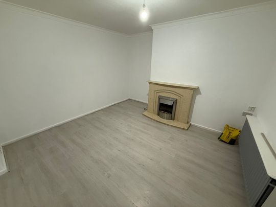 Carr Avenue, Prestwich - Photo 1