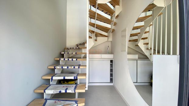 Piętro domu szeregowego z 2 tarasami - Фото 1