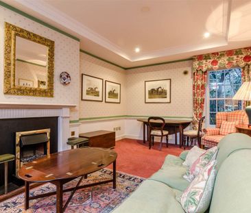 601 The Fountain Courtyard, Maynooth, County Kildare - Photo 3