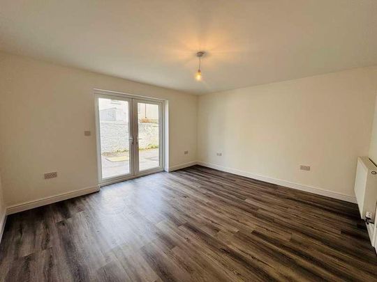 Alexandra Road, Penzance, TR18 - Photo 1