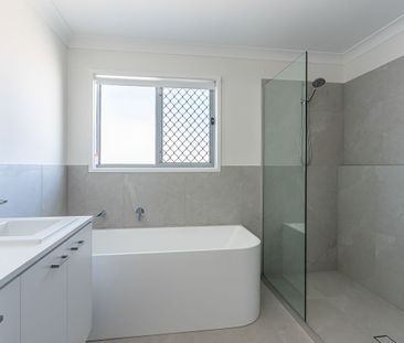 Near Brand New 4 Bedroom Home for Rent - Modern Living & Perfect Lo... - Photo 6