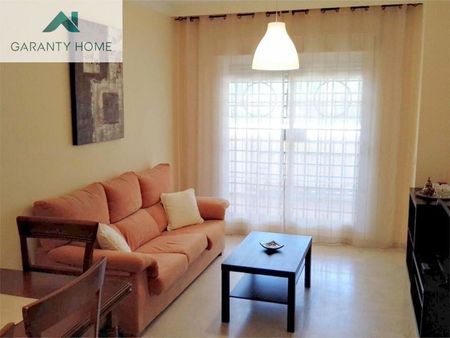 Alquiler de piso en Calle Helios - Photo 2