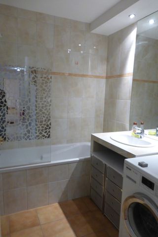 Location Appartement HUNINGUE 840 € CC - Photo 5