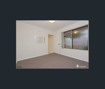 LOCK UP AND LEAVE VILLA IN A GREAT LOCATION - Photo 2
