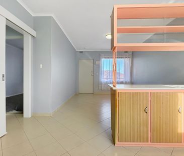 Comfortable one bedroom apar - Photo 1