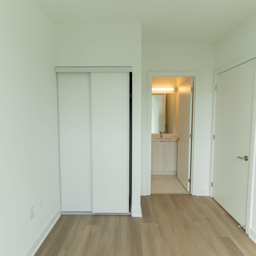 For Lease - 86 Dundas Street Unit# 717, Mississauga, Ontario - Photo 1