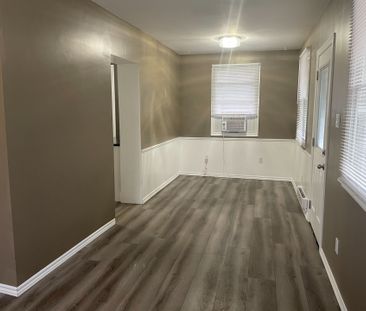 For Lease - 75 Park Avenue, Brantford, Ontario - Photo 3