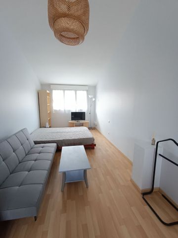 House - Photo 3