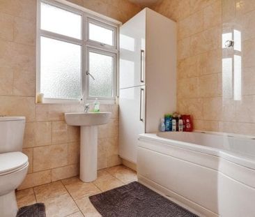 Kingsway, Widnes, Cheshire, WA8 - Photo 4