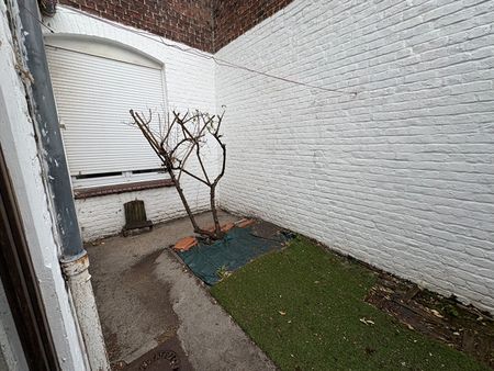 À LOUER – T2 MEUBLÉ de 34 m², Rue Adolphe, Lille-Vauban réf 710-0FC - Photo 2