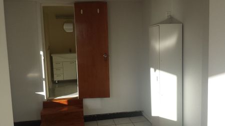 1 Bedroom + Study Unit Close to Glenfield Mall - Photo 5